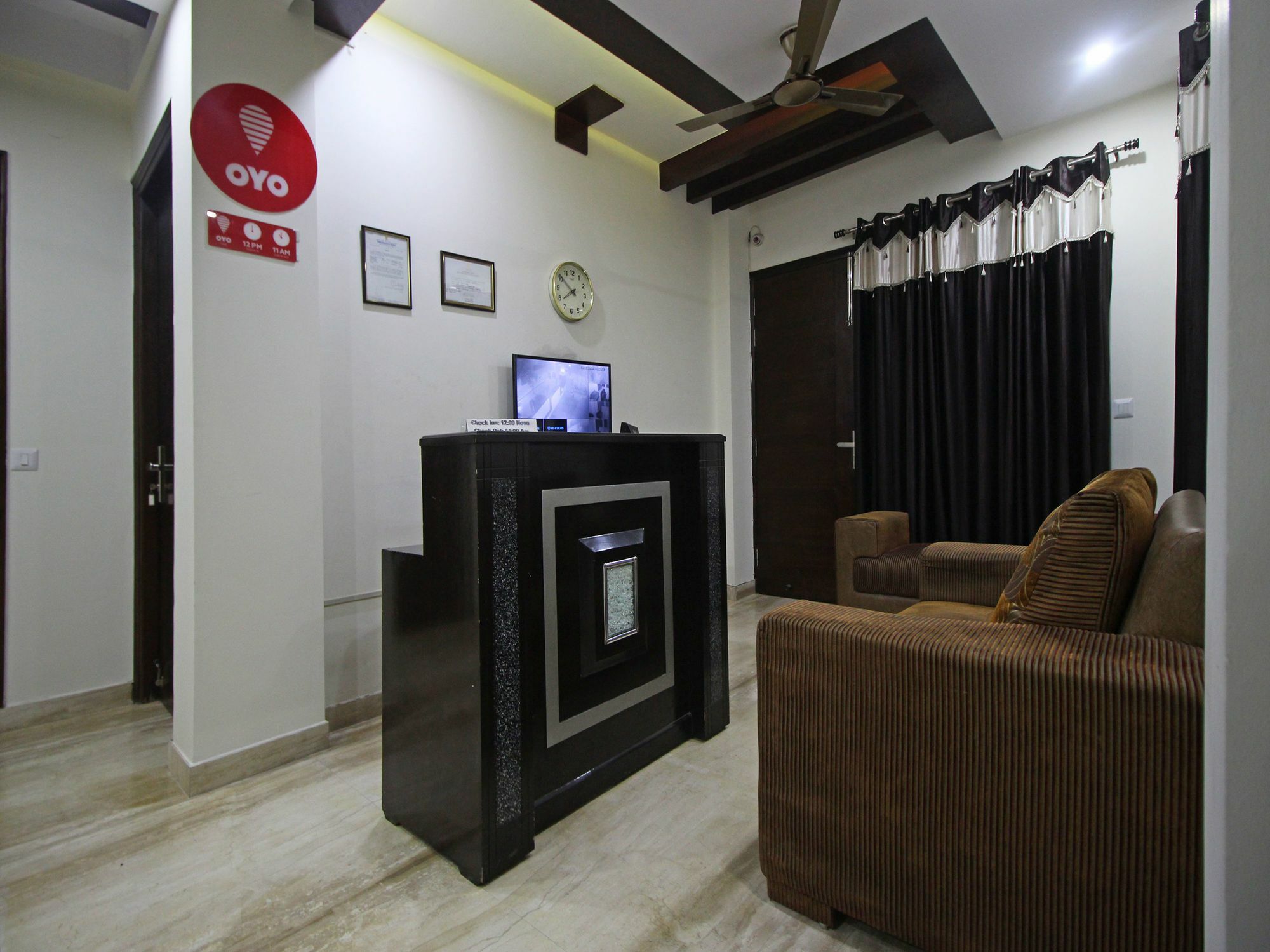 גורגאון Fabhotel Mannat Residency Sec 52 מראה חיצוני תמונה